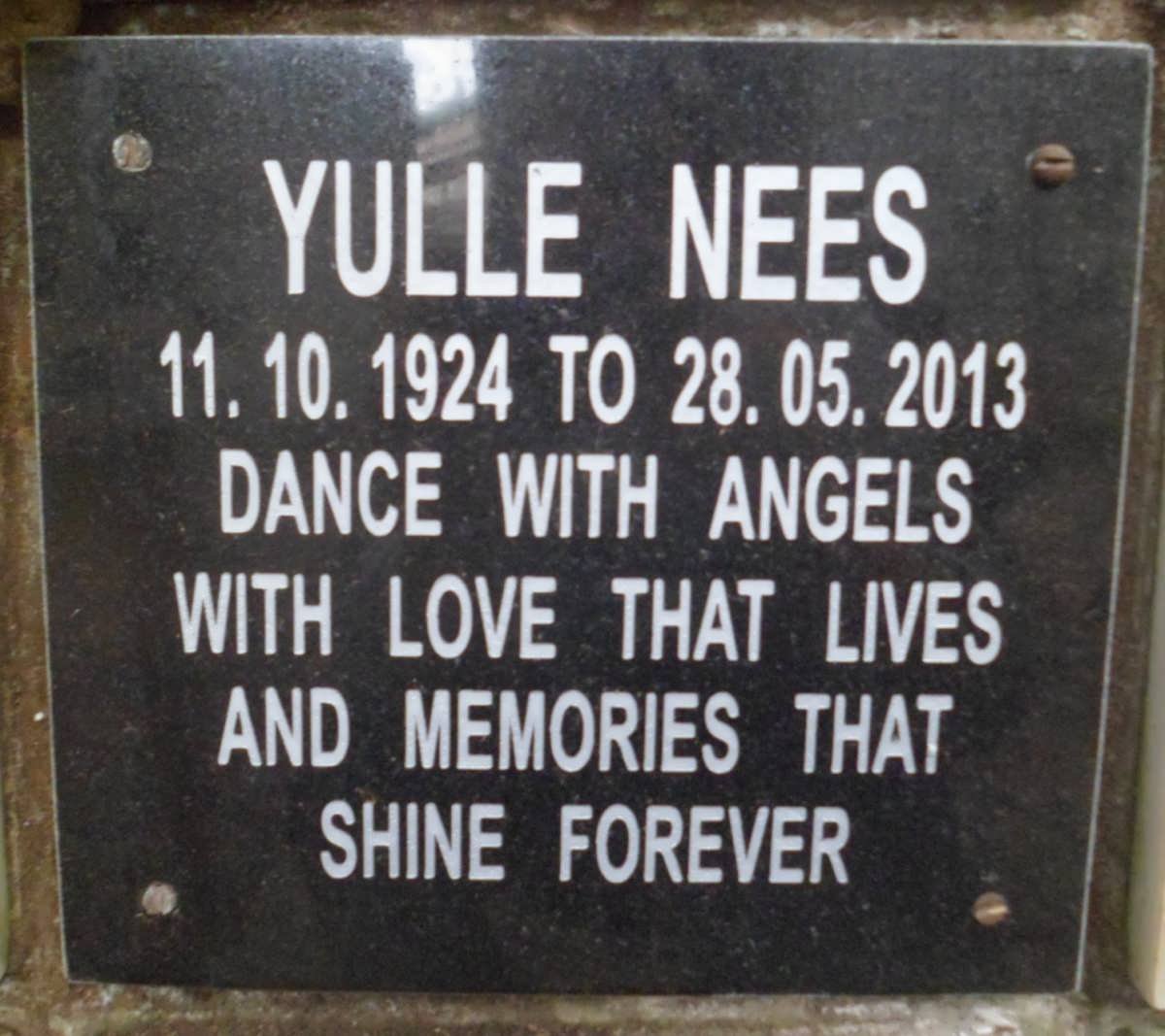 NEES Yulle 1924-2013