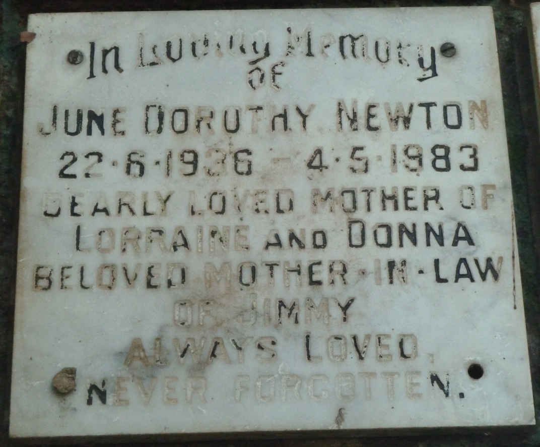 NEWTON June Dorothy 1936-1983