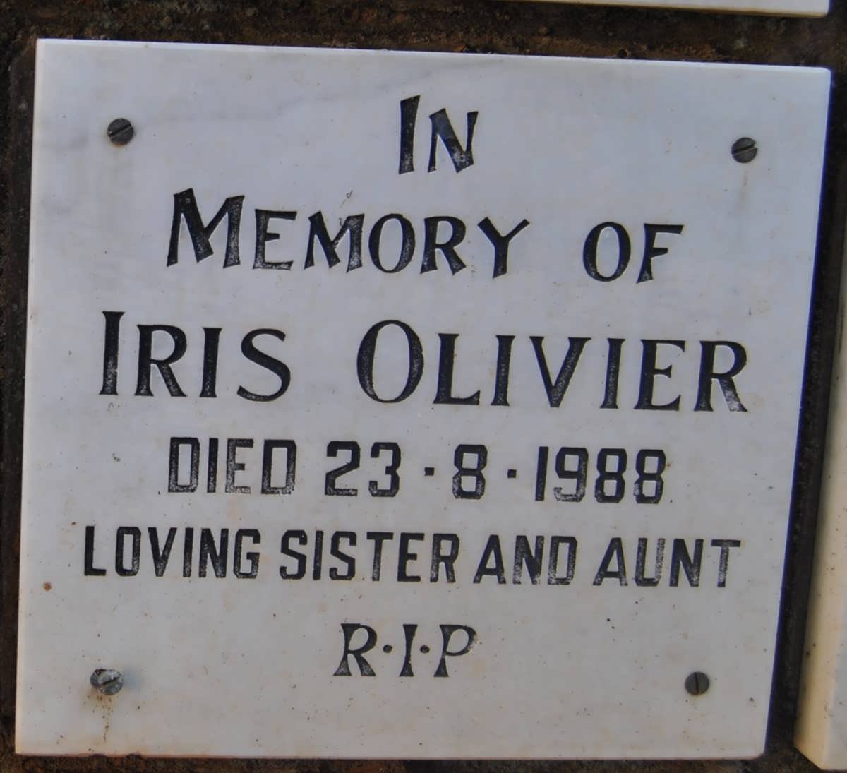 OLIVIER Iris -1988