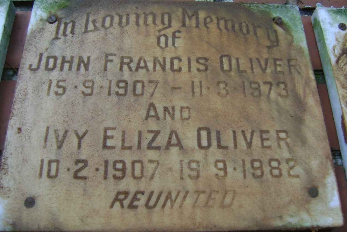 OLIVER John Francis 1907-1973 &amp; Ivy Eliza 1907-1982