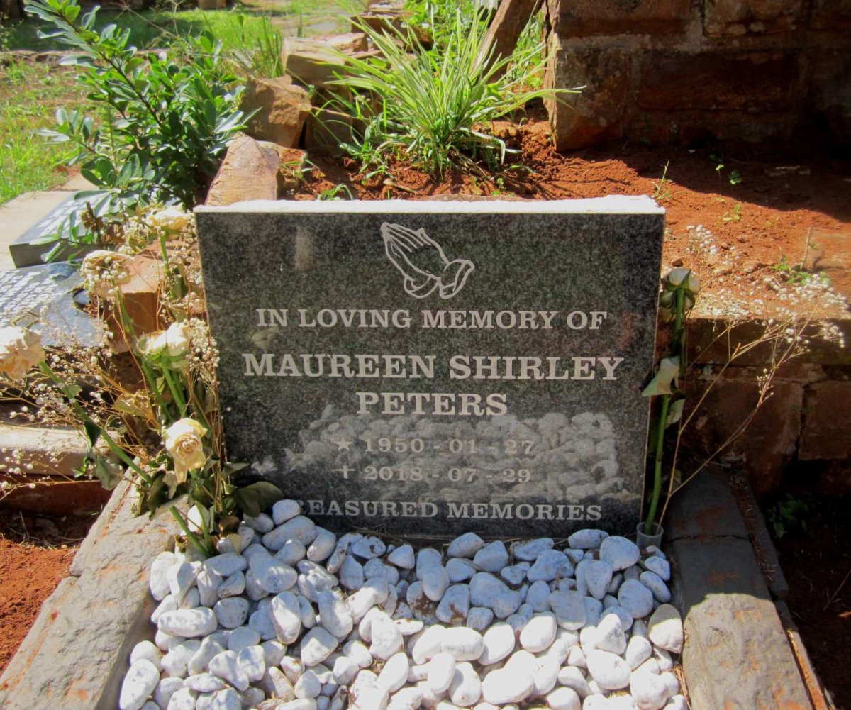 PETERS Maureen Shirley 1950-2018