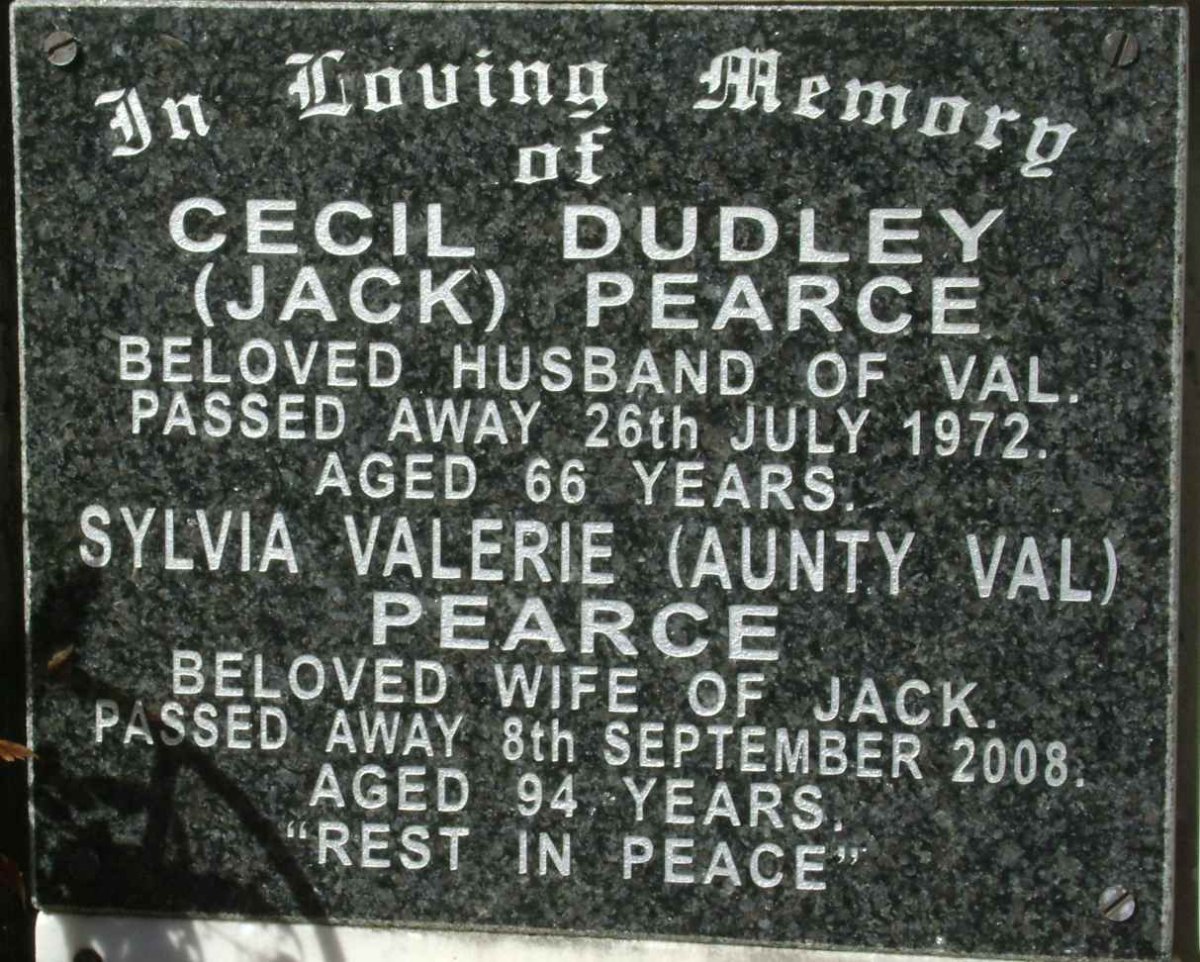PEARCE Cecil Dudley -1972 &amp; Sylvia Valerie -2008