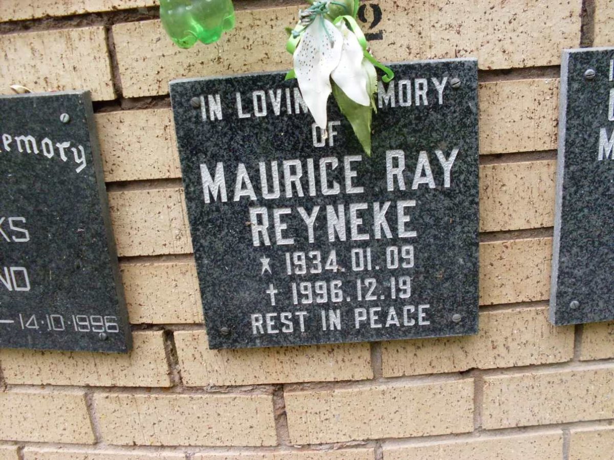 REYNEKE Maurice Ray 1934-1996