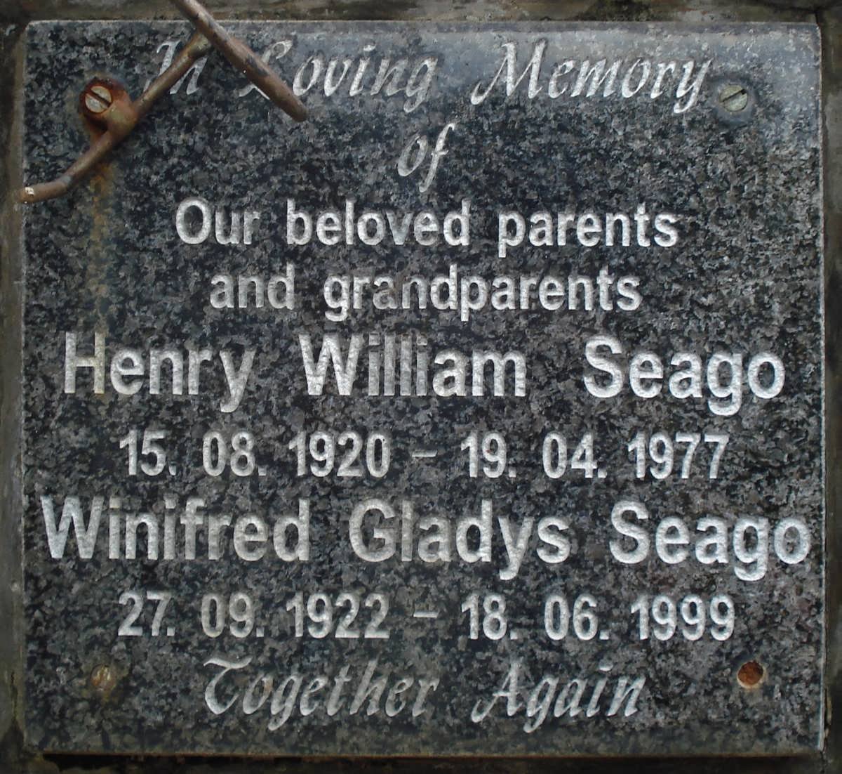 SEAGO Henry William 1920-1977 &amp; Winifred Gladys 1922-1999