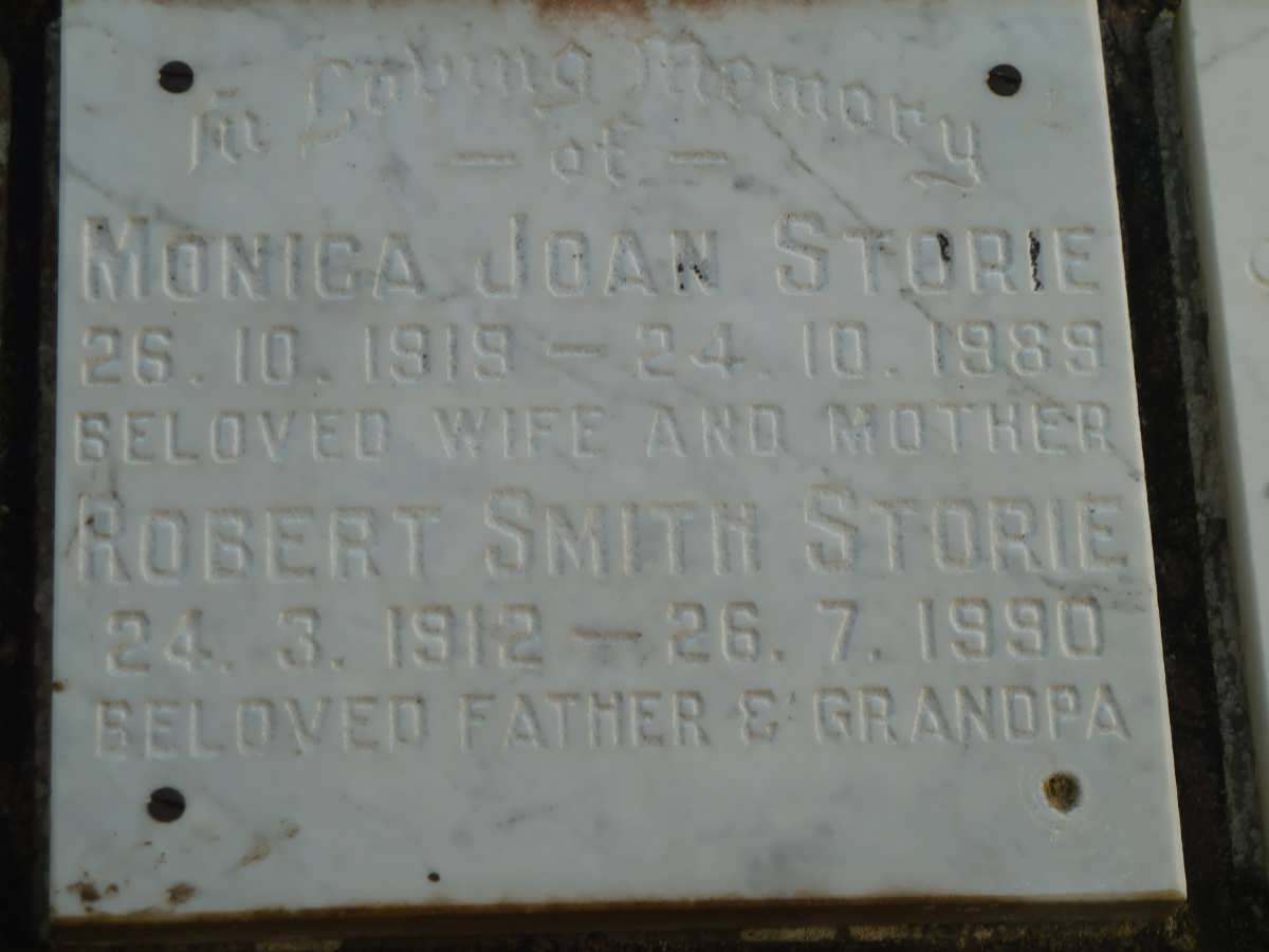 STORIE Robert Smith 1912-1990 &amp; Monica Joan 1919-1989