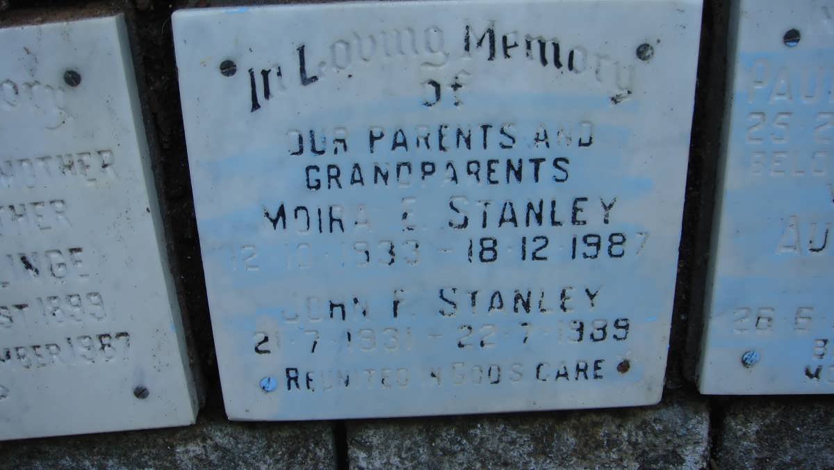 STANLEY John F. 1931-1989 &amp; Moira E. 1933-1987