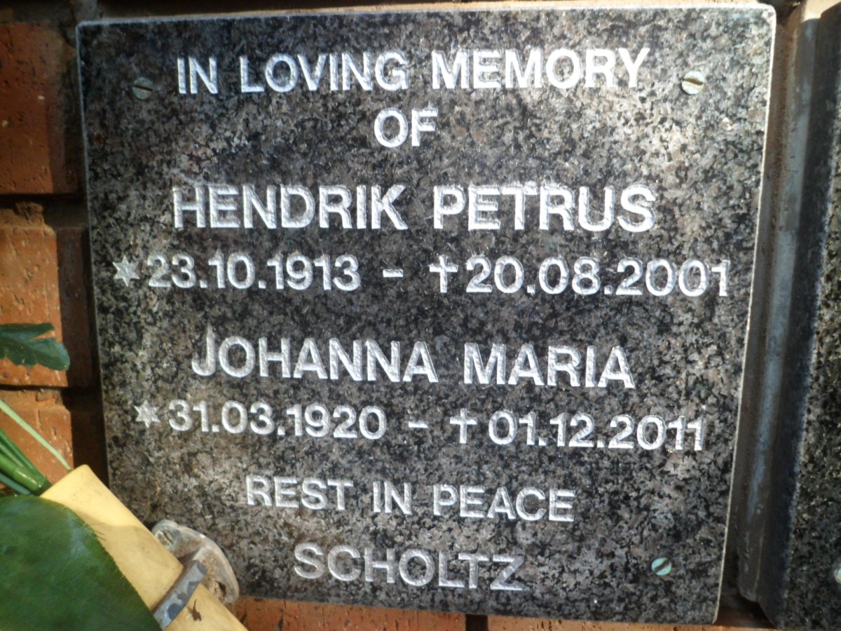 SCHOLTZ Hendrik Petrus 1913-2001 &amp; Johanna Maria 1920-2011
