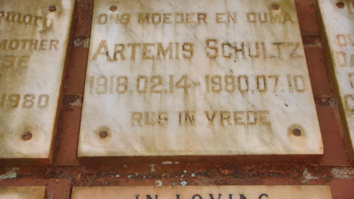 SCHULTZ Artemis 1918-1980
