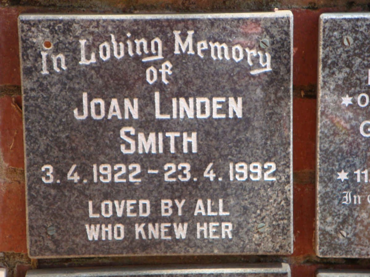 SMITH Joan Linden 1922-1992