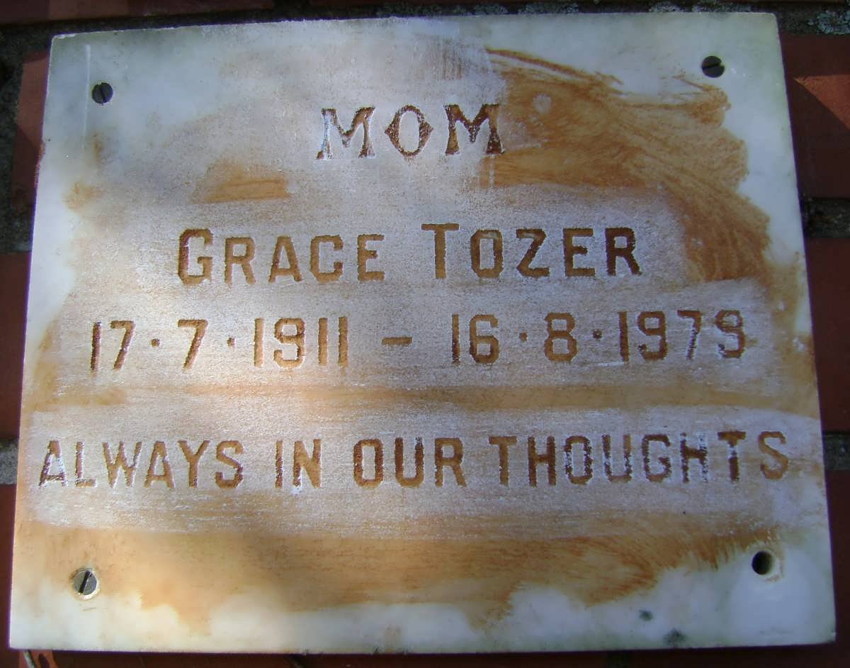 TOZER Grace 1911-1979