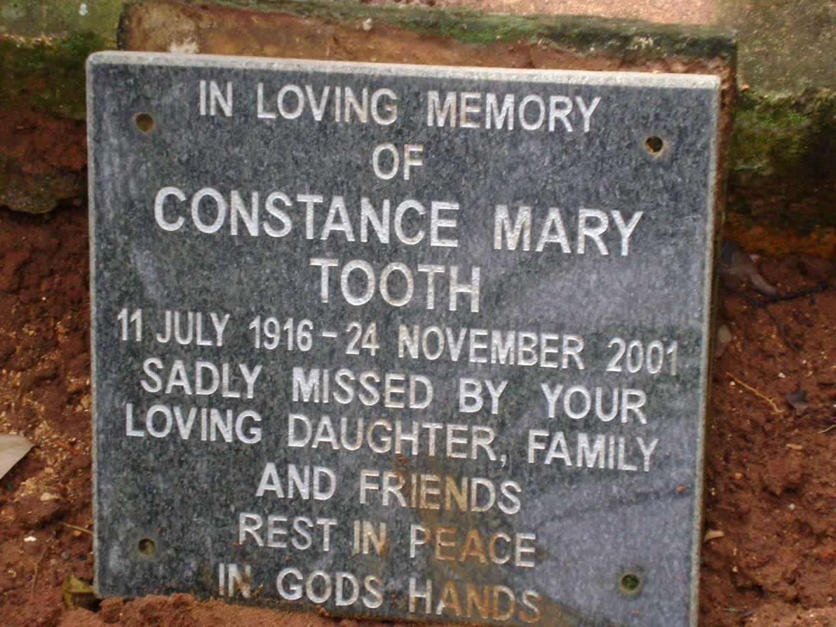 TOOTH Constance Mary 1916-2001