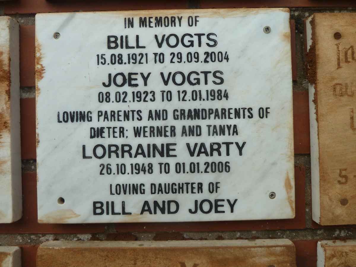 VOGTS Bill 1921-2004 &amp; Joey 1923-1984 :: VARTY Lorraine nee VOGTS 1948-2006