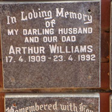 WILLIAMS Arthur 1909-1992
