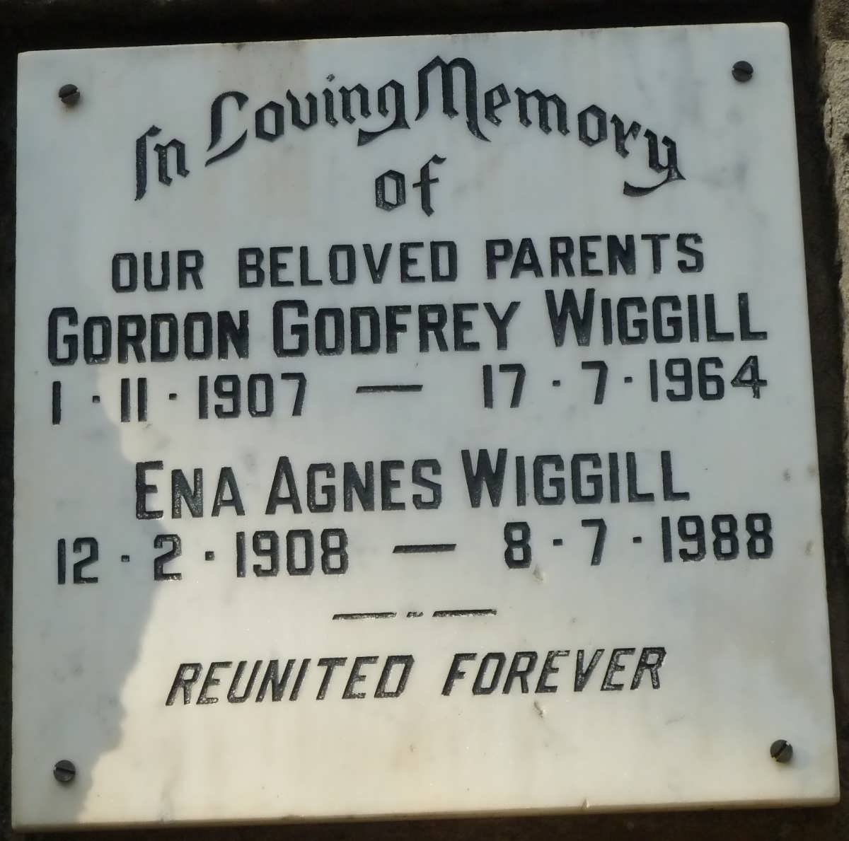 WIGGILL Gordon Godfrey 1907-1964 &amp; Ena Agnes 1908-1988