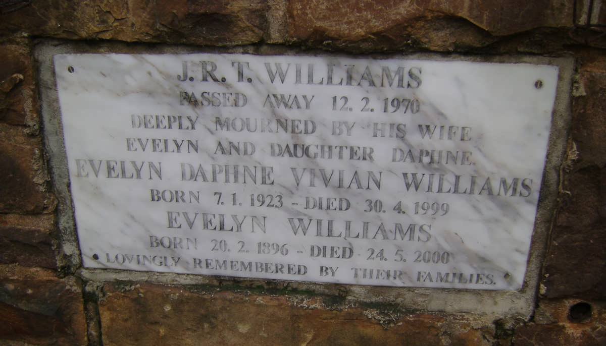 WILLIAMS J.R.T. -1970 &amp; Evelyn 1896-2000 :: WILLIAMS Evelyn Daphne Vivian 1923-1999