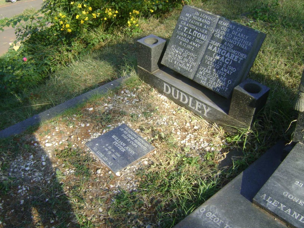 DUDLEY T.T.L. 1907-1972 &amp; Margaret 1910-1992 :: PETZER William John 1936-2011