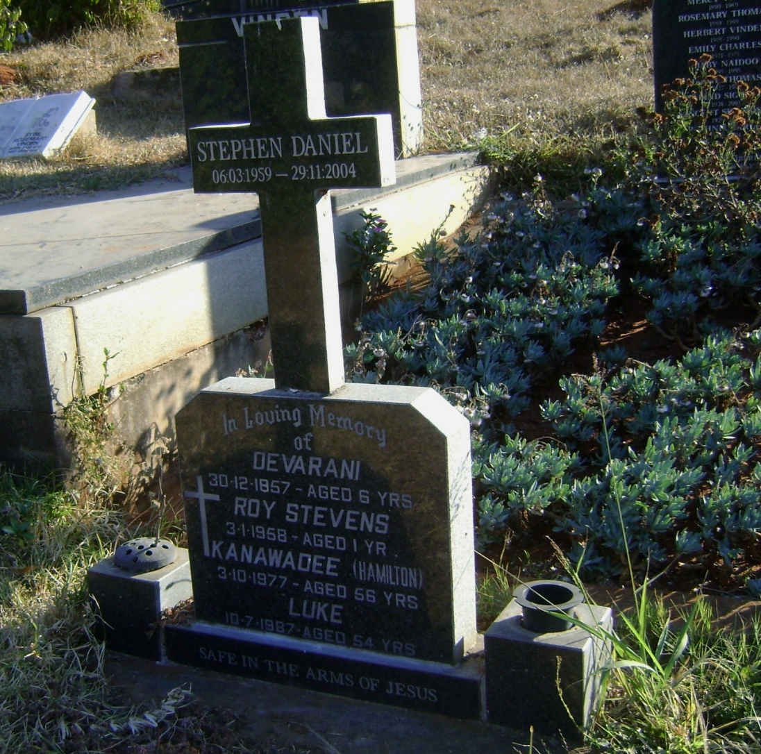DANIEL Stephen 1959-2004