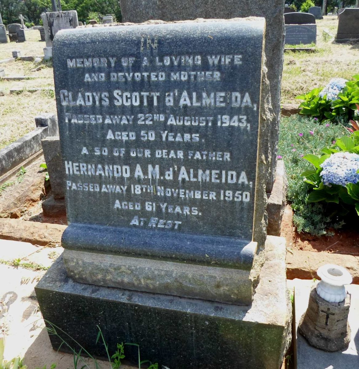 d'ALMEIDA Hernando A.M. -1950 &amp; Gladys Scott -1943