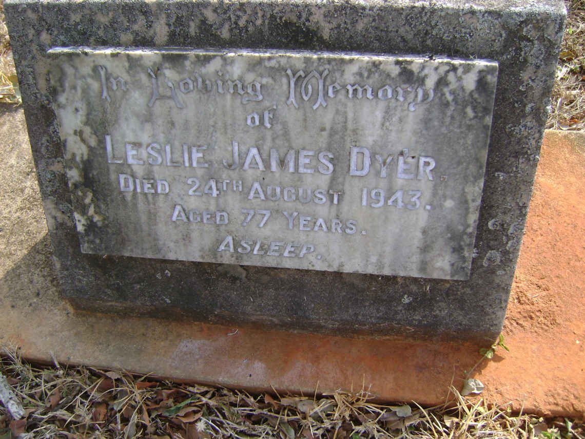 DYER Leslie James -1943 &amp; Harriet A. -1955