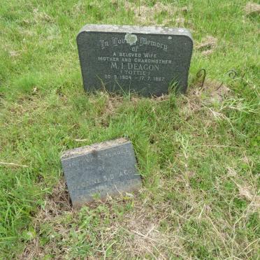 DEACON M.I. 1904-1967 :: DEACON Yvonne S. 1932-1974