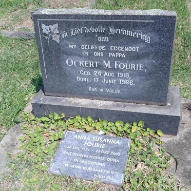 FOURIE Ockert M. 1918-1966 &amp; Anna Susanna 1921-2003