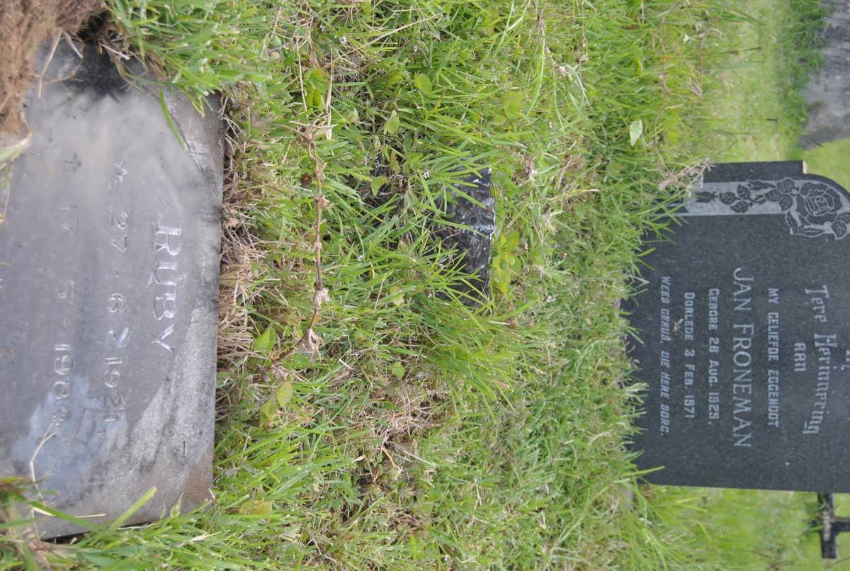 FRONEMAN Jan 1925-1971 &amp; Rubridge Thelma 1924-1984