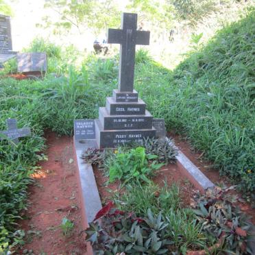 HAYNES Cecil 1912-1970 &amp; Peggy 1923-1989 :: HAYNES Valarie 1951-2002