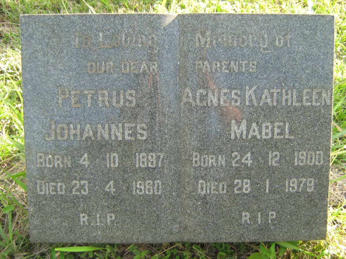 HEEVER Petrus Johannes, van der 1897-1960 &amp; Agnes Kathleen Mabel 1900-1979