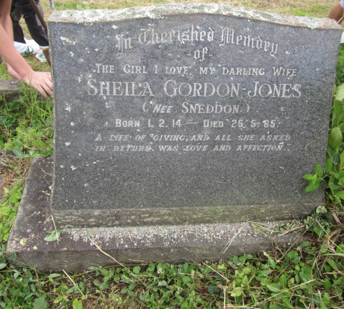 JONES Sheila, GORDON nee SNEDDON 1914-1965