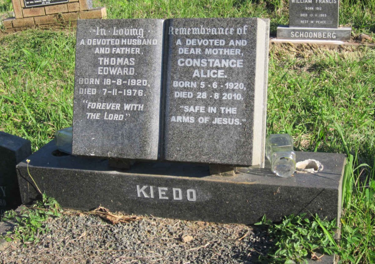 KIEDO Thomas Edward 1920-1976 &amp; Constance Alice 1920-2010