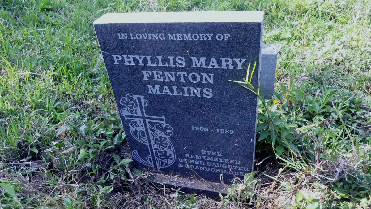 MALINS Phyllis Mary Fenton 1908-1989