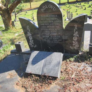 NDLOVU Emma Maduna 1928-2002 :: MANUNU Nonhlanhla 1972-1993