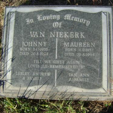 NIEKERK Johnny, van 1936-1994 &amp; Maureen 1937-1994