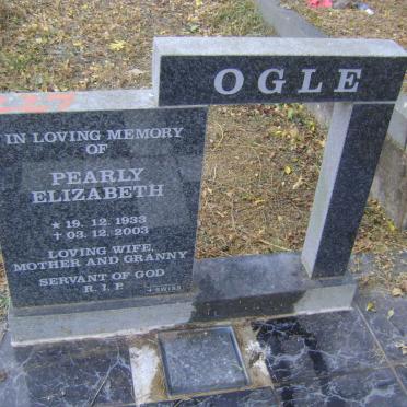 OGLE Pearly Elizabeth 1933-2003