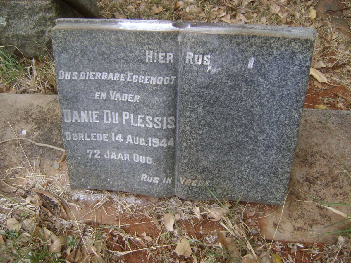 PLESSIS Danie, du -1944