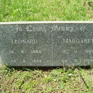 PIERCE Leonard 1889-1969 &amp; Margaret Milne WHITTET 1888-1980