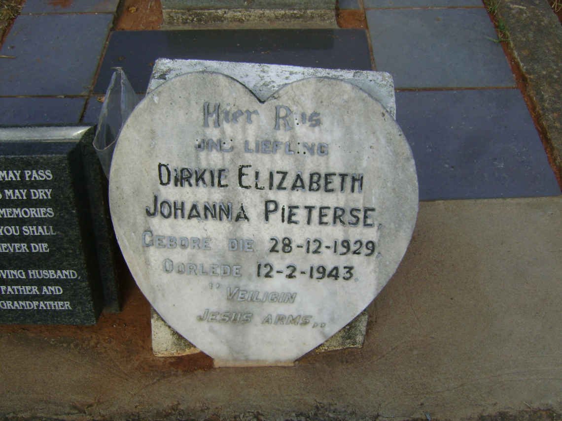 PIETERSE David Jacobus -1964 :: PIETERSE Christopher David 1955-2014 :: PIETERSE Dirkie Elizabeth Johanna 1929-1943