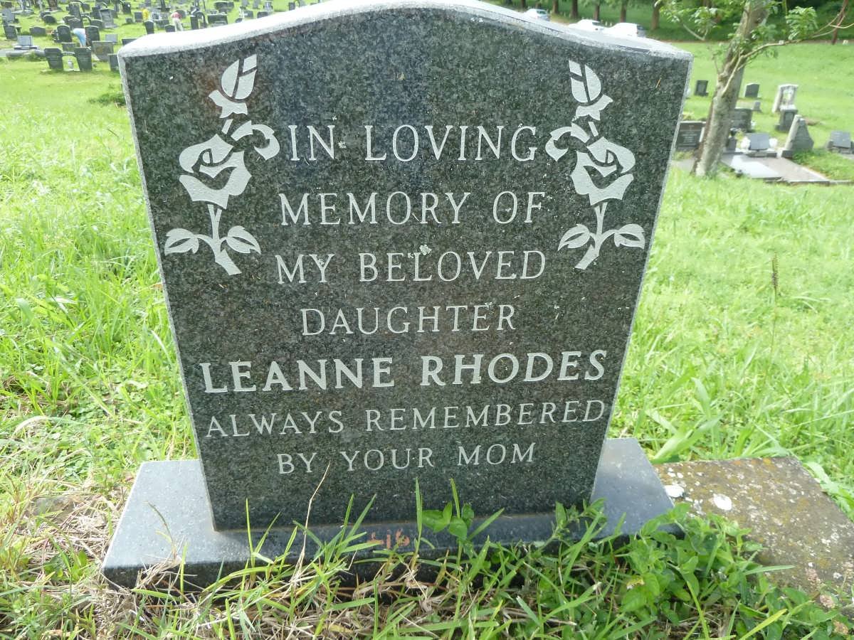 RHODES Leanne -1968
