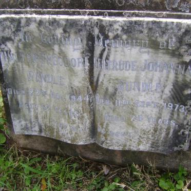 RUNDLE Walter Theodore -1944 &amp; Gertrude Johanna -1973