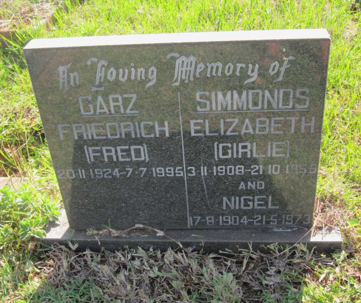 SIMMONDS Nigel 1904-1973 &amp; Elizabeth 1908-1955 :: GARZ Friedrich 1924-1995