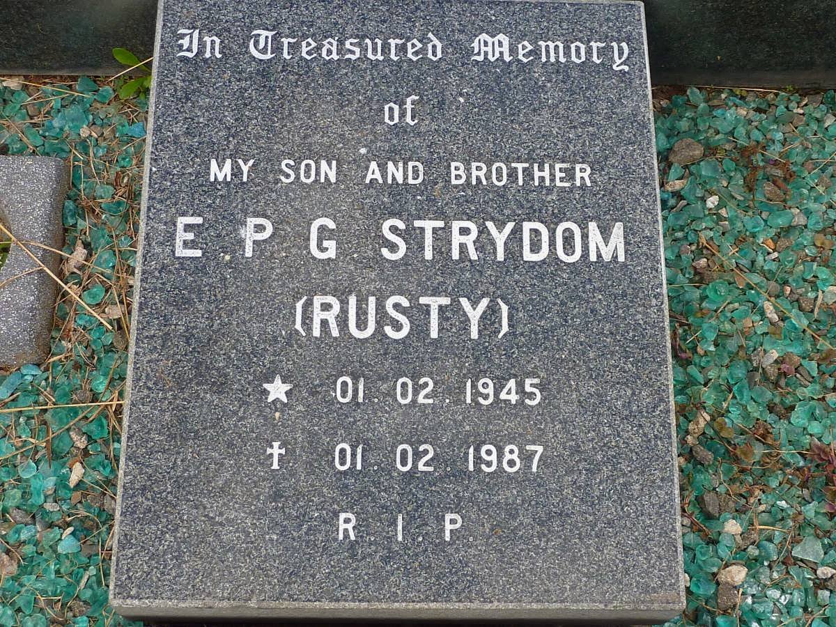 STRYDOM E.P.G. -1968 :: STRYDOM E.P.G. 1945-1987 :: STRYDOM Dorothy Elizabeth 1949-1990 :: STRYDOM Henry 1932-2006