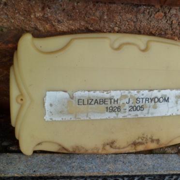 STRYDOM Elizabeth J. 1926-2005
