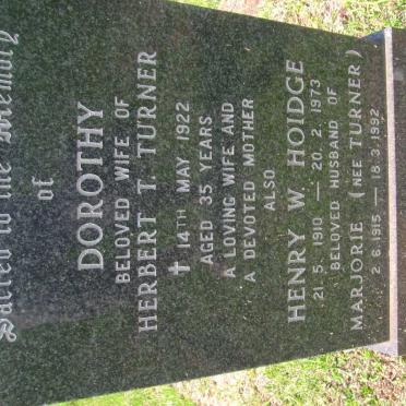 TURNER Dorothy -1922 :: HOIDGE Henry W. 1910-1973 &amp; Marjorie TURNER 1915-1992 