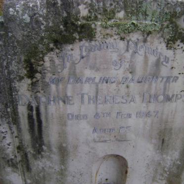 THOMPSON :: ROLANDO