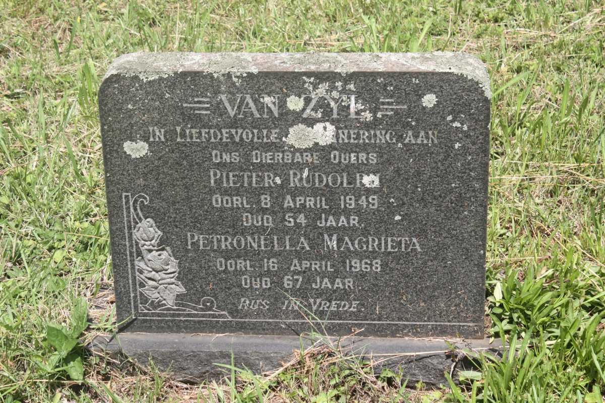 ZYL Pieter Rudolph, van  -1949 &amp; Petronella Magrieta -1968