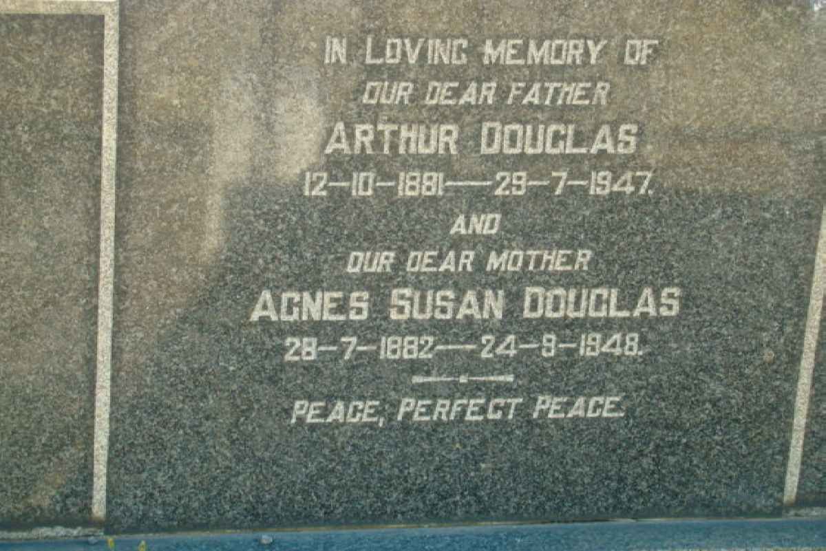 DOUGLAS Arthur 1881-1947 &amp; Agnes Susan 1882-1948