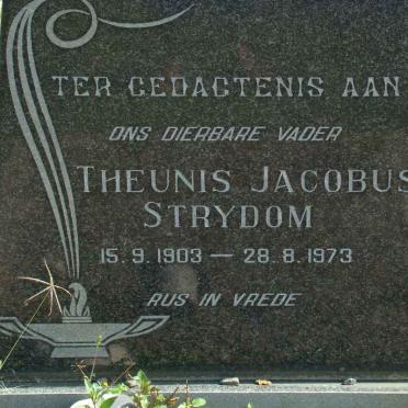 STRYDOM Theunis Jacobus 1903-1973