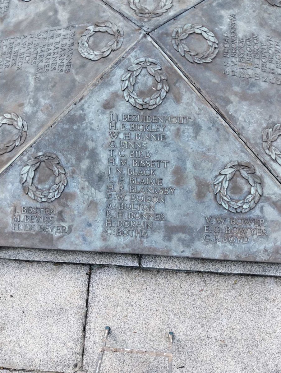 Durban Cenotaph_ 03 :: B - B Surnames
