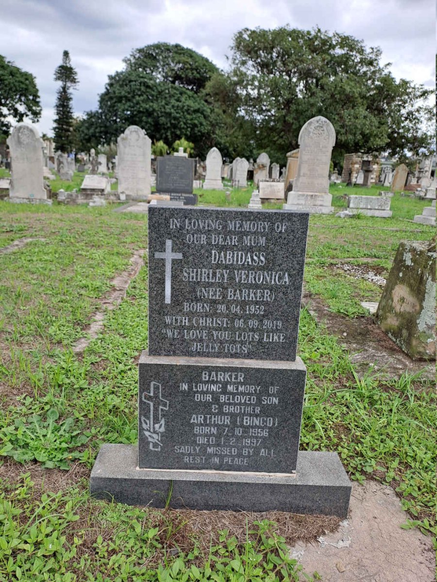 BARKER Arthur 1956-1997 :: DABIDASS Shirley Veronica nee BARKER 1952-2019 