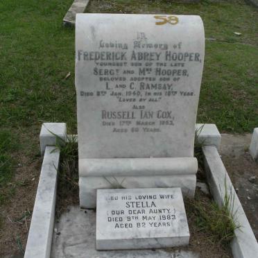 HOOPER Frederick Abrey -1940 :: COX Russel Ian 1893-1953 &amp; Stella -1983